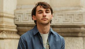 Nicolò Bellon, scrittore a 25 anni: "Alle medie la prima professoressa che ha creduto nella mia penna"