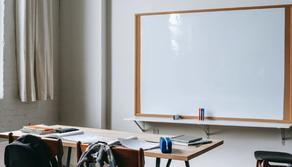 La scuola dà 100 euro a chi ha la media del nove, parla lo studente premiato: "Riconoscimento a chi ha lavorato bene e prova che chiunque può farcela"