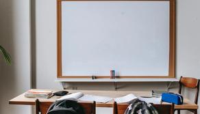 Preside antimafia ai domiciliari: sottraeva cibo e dispositivi informatici destinati agli studenti