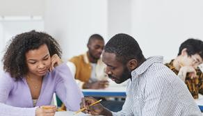 Docenti tutor, Valditara: “Guadagneranno fino a 4.700 euro in più per le attività curricolari, 3.000 per quelle pomeridiane”. I presidi: “I risultati li vedremo tra qualche anno”