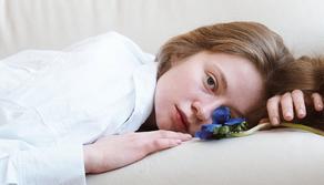 Abusano di due 12enni durante una festa e pubblicano il video in rete: indagati 24 minorenni