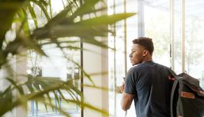 È il laureato dal nome più lungo della storia dell'ateneo, l'università lo celebra