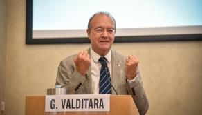 Cambieranno i programmi di Storia e Geografia: l'annuncio di Valditara