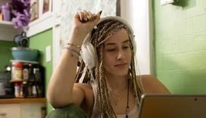 Giada l'unica alunna della sua scuola avrà anche il docente di italiano