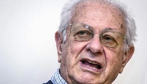 Chi era Luigi Berlinguer, ex ministro dell'Istruzione