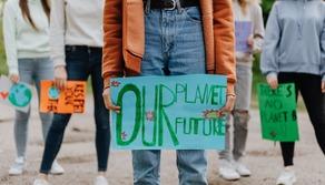 Educazione civica: i 13enni italiani in top 10 internazionale. "Masticano" di politica ma sono già sfiduciati