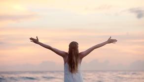 Caccia alla parola: cosa significa “Do it for the plot”, il mantra che spopola su TikTok