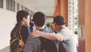 I giovani non parlano più al cellulare, la strana fobia scuote il Giappone