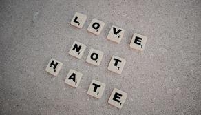 Alfabeto dei diritti: che cos'è l'Hate Speech e come difendersi