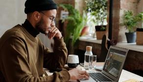 "Mi riduco sempre all'ultimo, perché mi voglio sabotare così?": lo sfogo dello studente