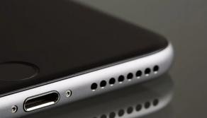 Qual è il modo migliore per ricaricare lo smartphone? Le dritte utili