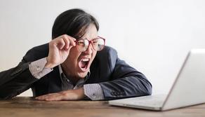 Compito di matematica da incubo, il padre dell'alunna: “Troppo difficile anche per un laureato”