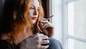 Giornata mondiale senza tabacco, quasi 4 adolescenti su 10 fumano: soprattutto le ragazze
