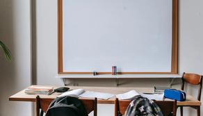 Maturità, prende un voto basso e si dispera su X: "Pensate impegnarsi cinque anni per poi uscire con 62"