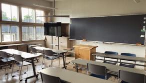 Troppo caldo nelle scuole, i genitori portano i ventilatori: succede a Lecce