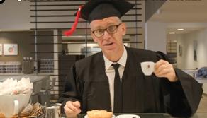 Vuoi una laurea? Vai al bar e te la compri: l'incredibile servizio a Le Iene