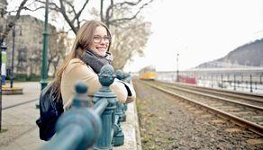 Non solo università, l’Erasmus si può fare anche a scuola: 10 motivi per candidarsi e partire