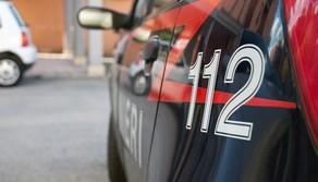 Ventenne irrompe in classe durante la lezione e prende a schiaffi uno studente, incredibile fatto a scuola