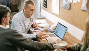 Università telematiche: si spende di più all’inizio ma poi si risparmia. Ecco quanto costa studiare a distanza