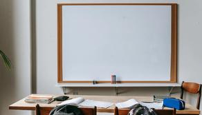 Bibbia e poesie a memoria? No, i nuovi programmi scolastici pubblicati dal Ministero spiegati (e promossi) dall’IA