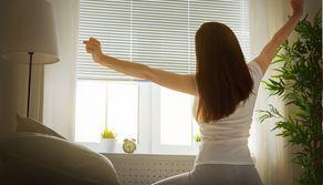 Svegliarsi presto non ti rende più produttivo: lo dice la scienza