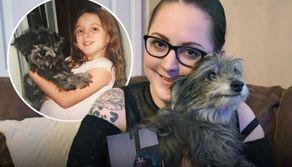 Adotta un cane perché le ricorda quello che aveva da bambina...ma è proprio lui