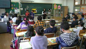 Chi si presenta tutti i giorni a scuola viene pagato: la proposta per combattere l'assenteismo in classe