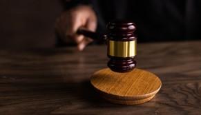 Prende 8 in condotta, la famiglia fa ricorso per avere 9: il tribunale rovina i piani dello studente