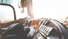 In gita senza smartphone: l'esperimento della scuola per far riscoprire agli studenti la vita "vera"