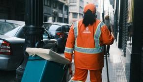 Una laurea e un master, lavora come netturbina. Ma è felice: "Adesso ho più tempo per me"