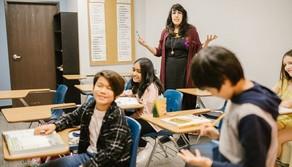 Note assurde e dove trovarle: dalla Pepsi "rubata" all'esperimento di chimica fino all'uscita a sorpresa dall'armadio