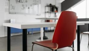 Bocciata per assenze, la mamma non ci sta: 'Ha problemi seri, aveva un certificato medico'