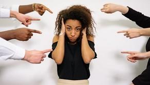 Bullismo e cyberbullismo in crescita tra i giovani: ne sono vittima più di 2 adolescenti su 3, soprattutto al Nord