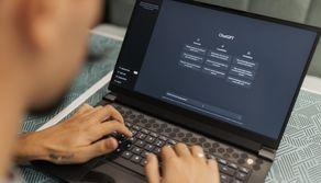 ChatGPT down, gli studenti vanno nel panico: 'Muovetevi, mi serve per la Maturità'