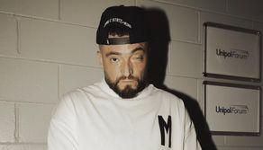 Guè e il suo occhio: che cosa ha fatto e perché è così importante per lui