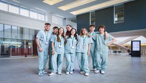 Osteopatia, fisioterapia, infermieristica, tecnico di laboratorio o radiologo: scopri perché studiarle in Humanitas University