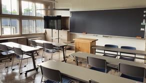 Professore nei guai per aver dato del 'cretino' a un suo alunno: fa ricorso contro la sanzione e perde