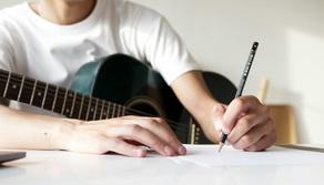 Giornata mondiale dei mancini: le migliori frasi da dedicare a chi scrive con la mano sinistra