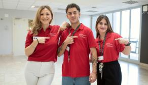 GenZ poco generosa? ‘Ogni dono è un nodo’ sfata questo falso mito avvicinando i giovani al volontariato e alla donazione