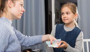 In Germania arriva la ‘paghetta di Stato’: 10 euro al mese fino ai 18 anni