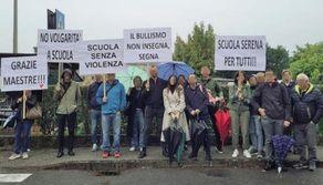 In classe c'è un bullo, i genitori per protesta non mandano i figli a scuola: 'Clima insostenibile'