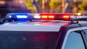 Commette 27 reati in poche ore: nella folle notte di un 17enne furti, danneggiamenti e incidenti