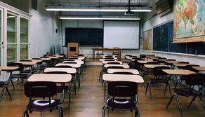 Un bonus di 1.500 euro per chi iscrive i figli alle scuole private: la proposta a favore delle paritarie scatena il dibattito