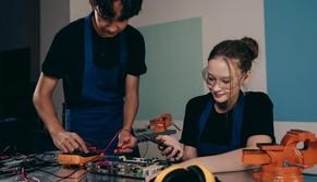 Studenti infortunati: in un anno le denunce segnano un +3,4%. Calano gli incidenti nei percorsi scuola-lavoro