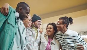 Giornata della gentilezza, l'Italia è messa bene ma non primeggia: ecco qual è il Paese più cordiale