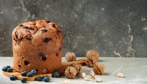 È nato prima il pandoro o il panettone? Ecco la storia dei due dolci natalizi