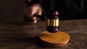 Muore il padre e viene bocciato, lo studente fa ricorso e vince: 'Evento eccezionale'