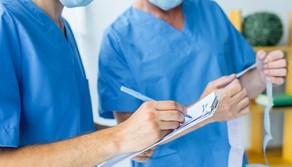 Accesso alle Professioni sanitarie 2025-26: domande, posti, fabbisogni e dati occupazionali