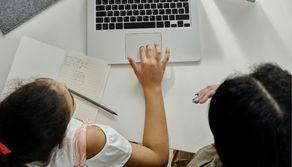 Homeschooling, fino a 1.700 euro di bonus per le famiglie che vogliono istruire i figli da soli: la proposta