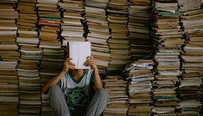 Libri scolastici, alle superiori si spendono 1250 euro solo per i testi